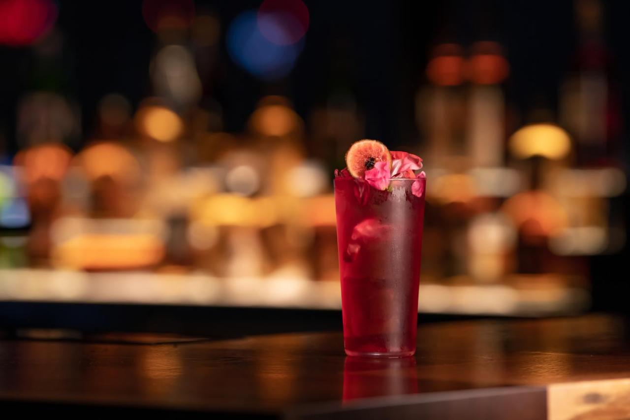 Hyatt Centric Канандзава Экстерьер фото A Sea Breeze cocktail