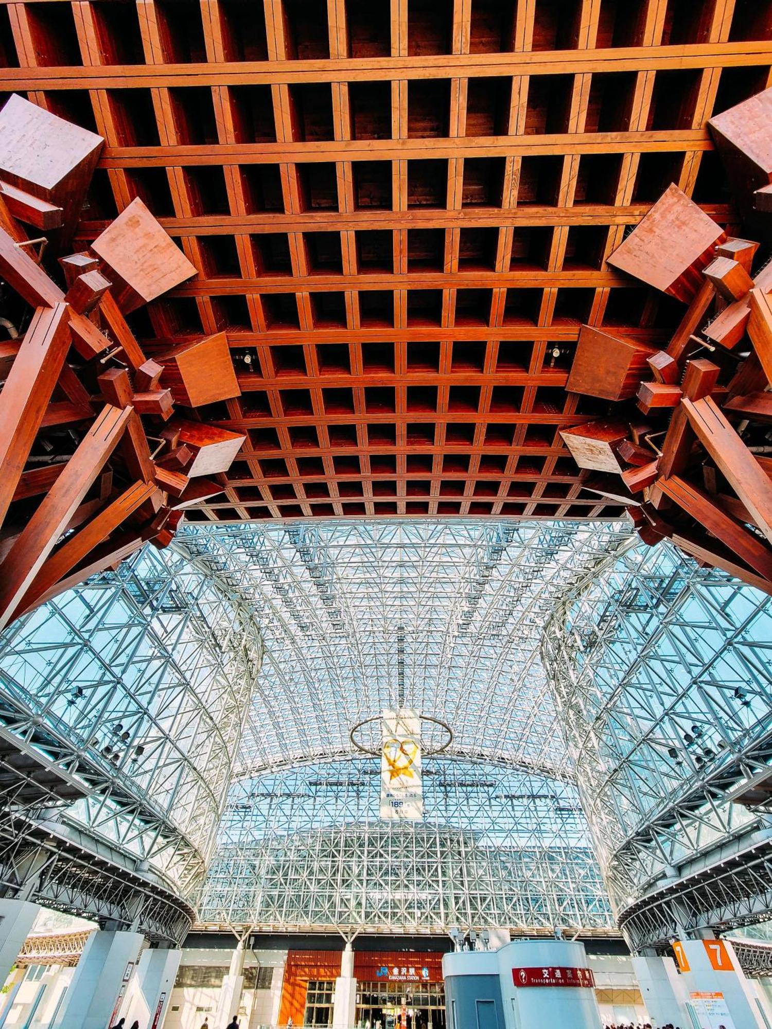 Hyatt Centric Канандзава Экстерьер фото The ceiling of the main atrium